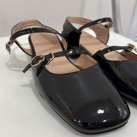 Mary Jane shoes - Picture 3 of 6